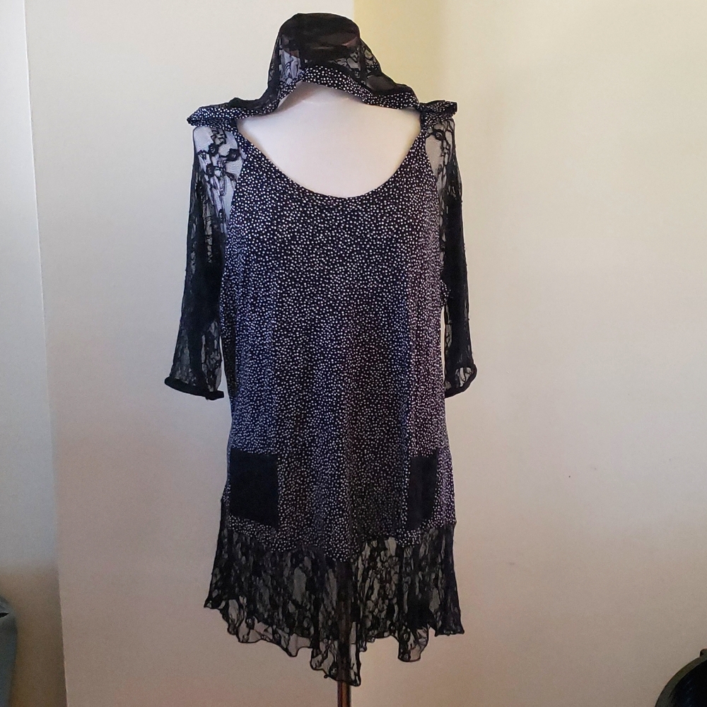 INSIDE OUT NWT Olivia Polka Dot Tunic with Lace accents - L